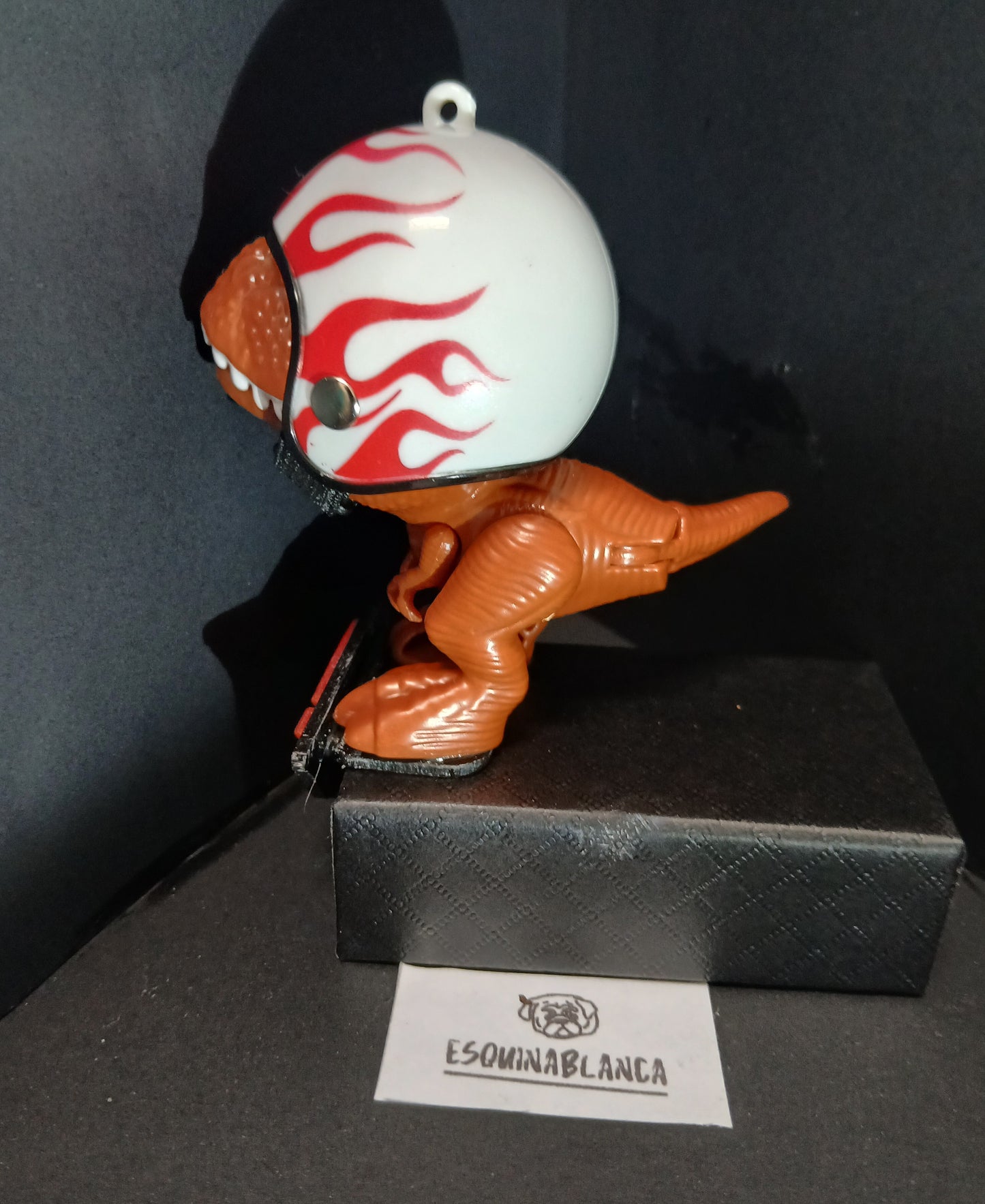 Dino Monster Casco #26