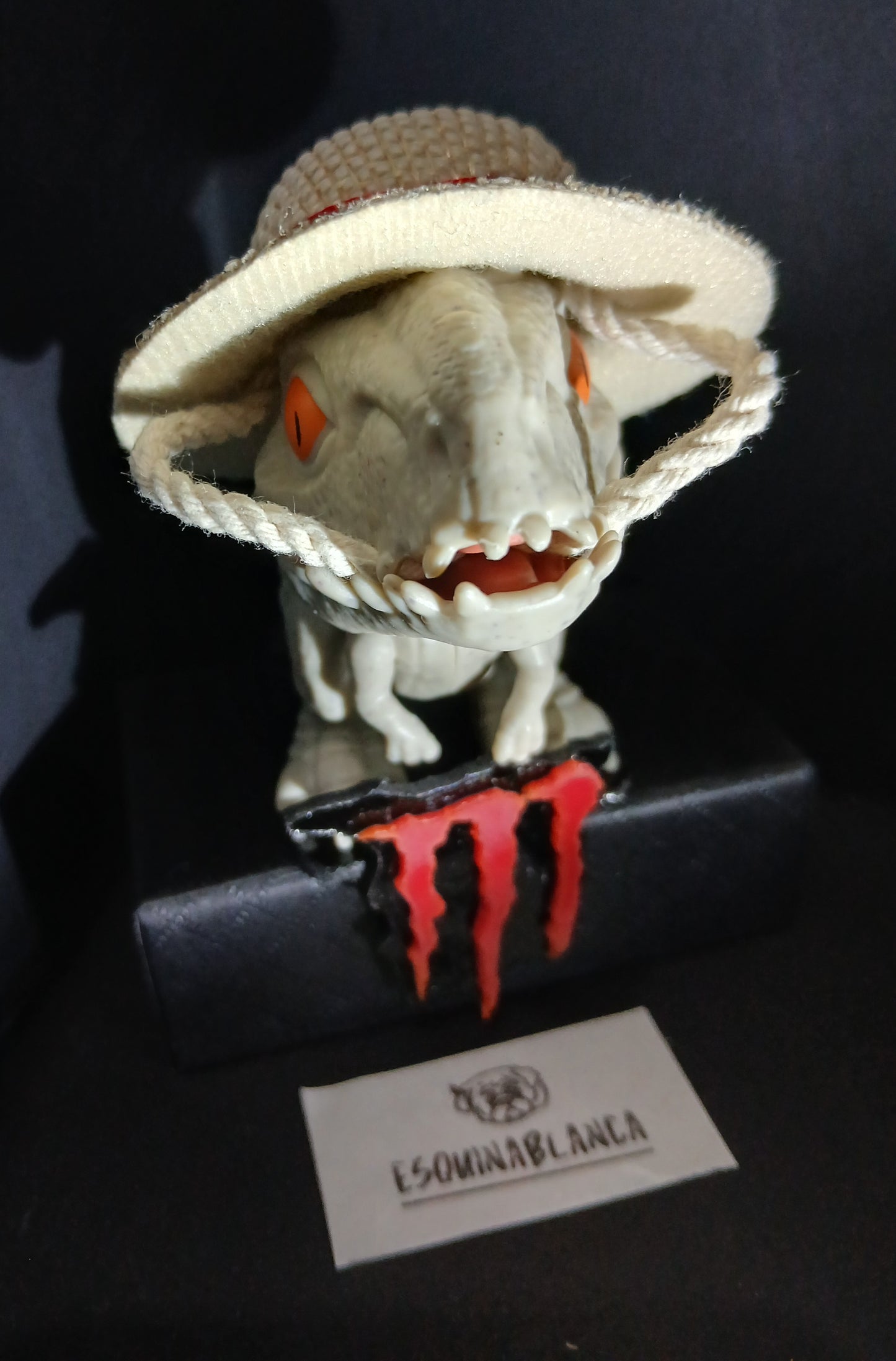 Dino Monster Casco #12