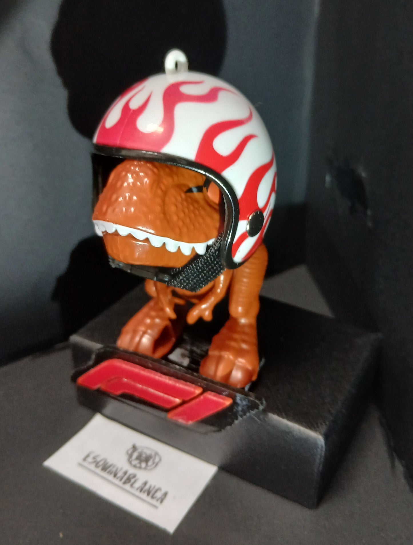 Dino Monster Casco #26